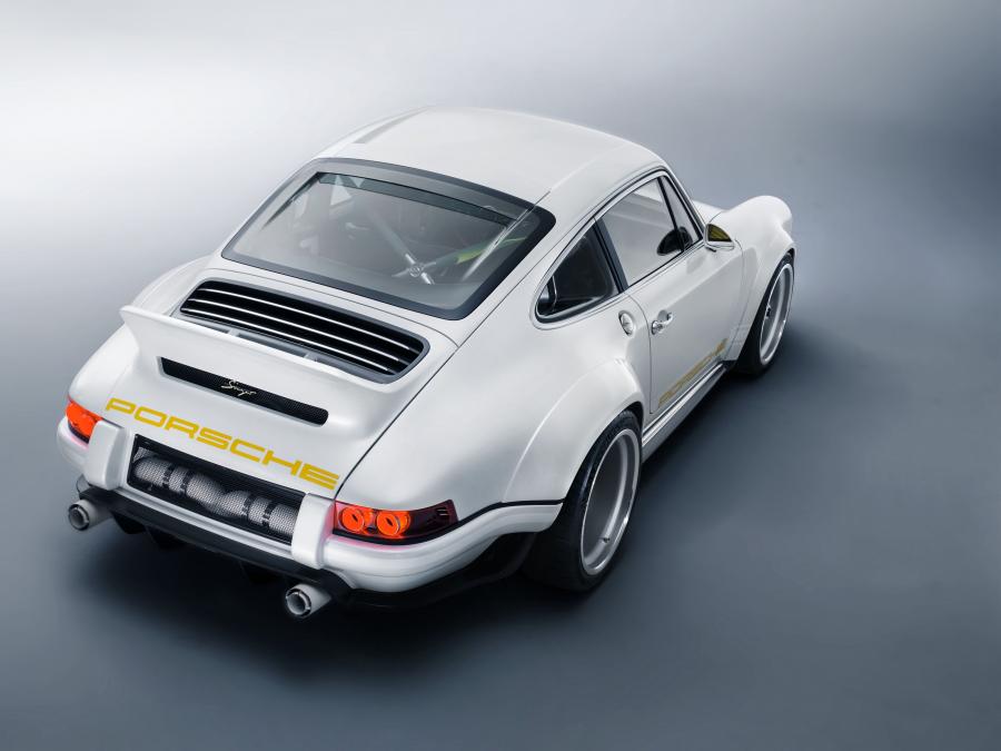  Porsche 911 DLS by Singer 2018 года  (фото 6 из 40)